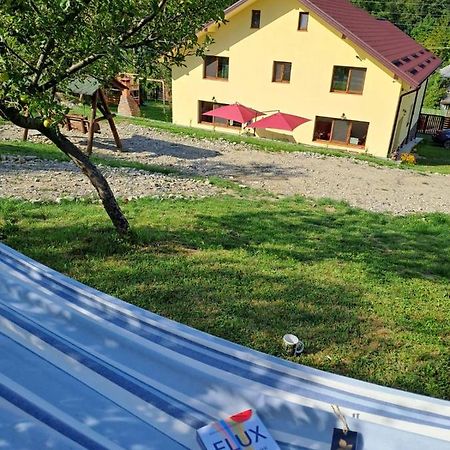 Viata La Tara Cerna Hotel Cerna  Bagian luar foto