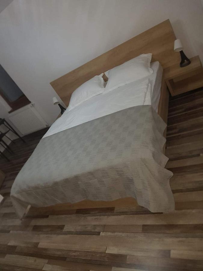 Viata La Tara Cerna Hotel Cerna  Bagian luar foto